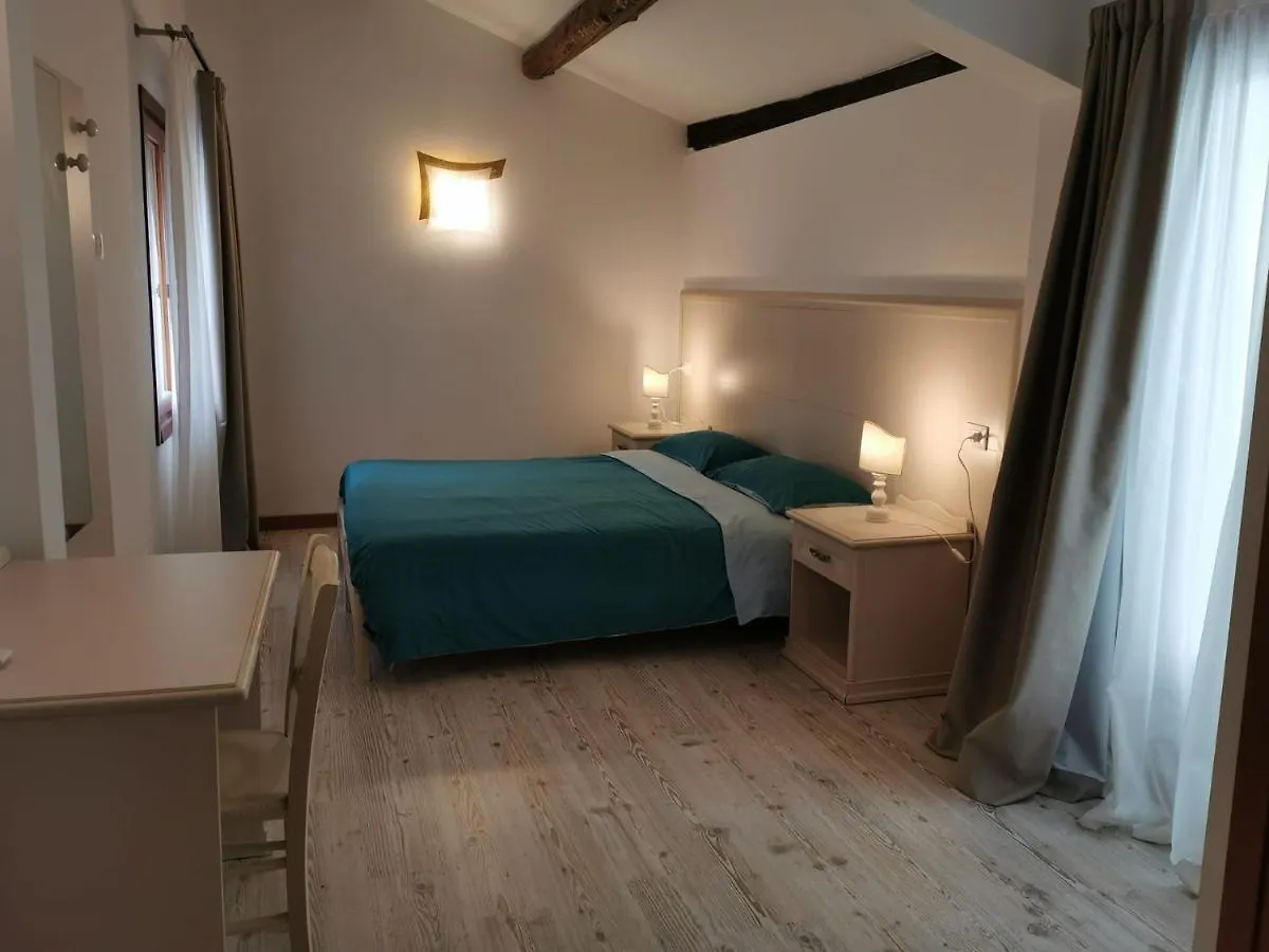 Guest house Palazzetto Canossa Venice