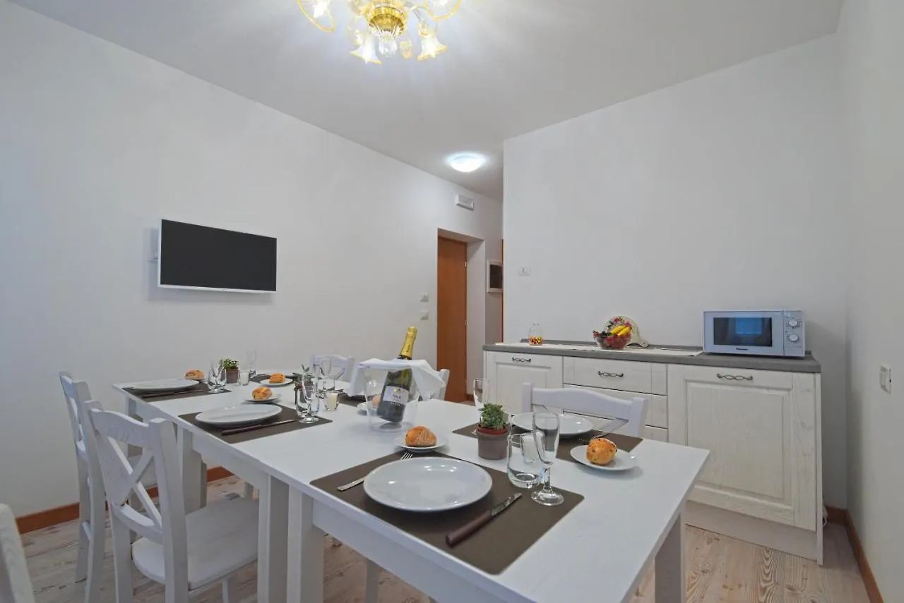 Palazzetto Canossa Venice